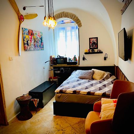 La Guta Studio Suite The Milano Suite เยรูซาเลม ภายนอก รูปภาพ